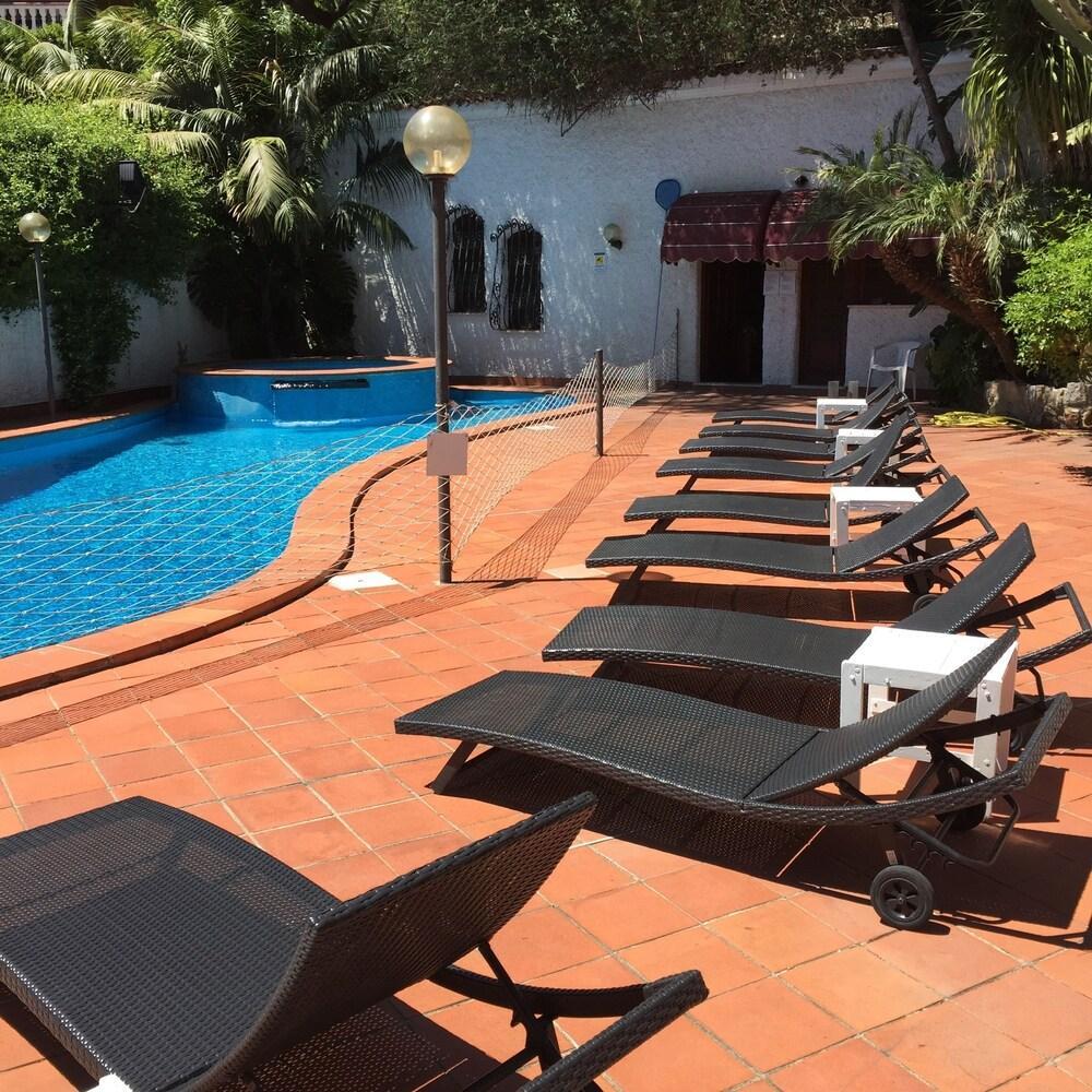 Bobby Executive Hotel Sanremo Exterior photo