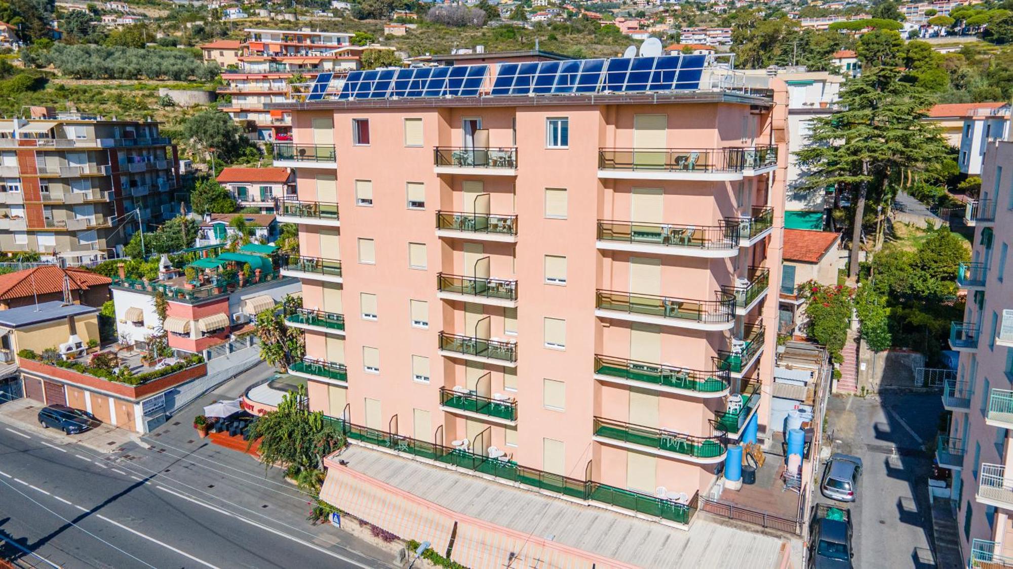 Bobby Executive Hotel Sanremo Exterior photo